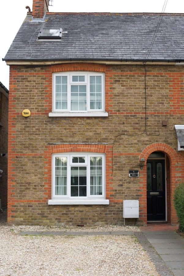 Fontwell Cottage Chichester Exterior photo